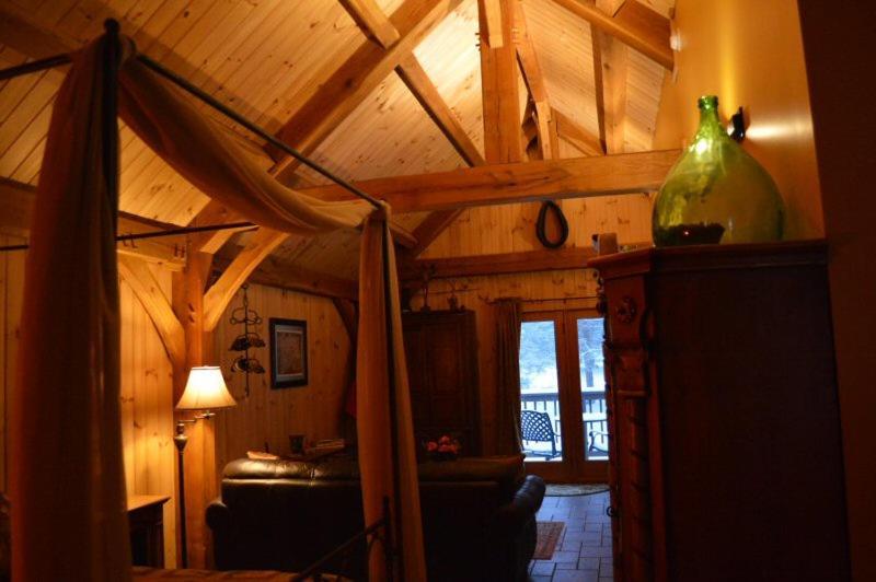 Shadow Mountain Escape Cabin Rentals Luray Bagian luar foto