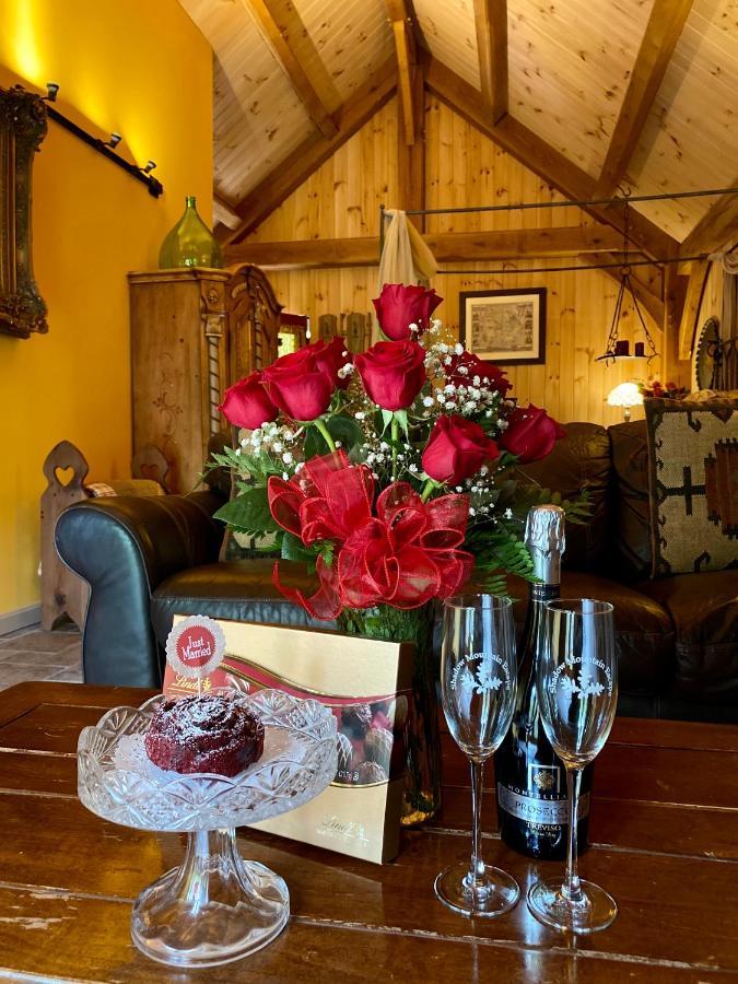 Shadow Mountain Escape Cabin Rentals Luray Bagian luar foto